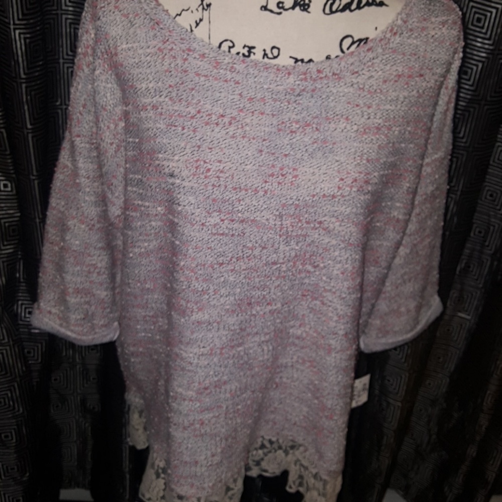 Styling Company tunic lace bottom